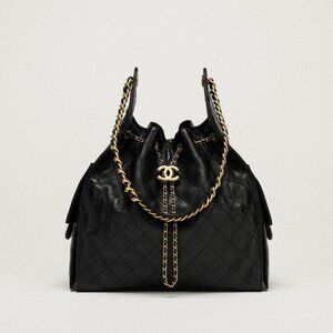 CHANEL 25 Medium Handbag in Black with Grained Calfskin & Gold-Tone Metal